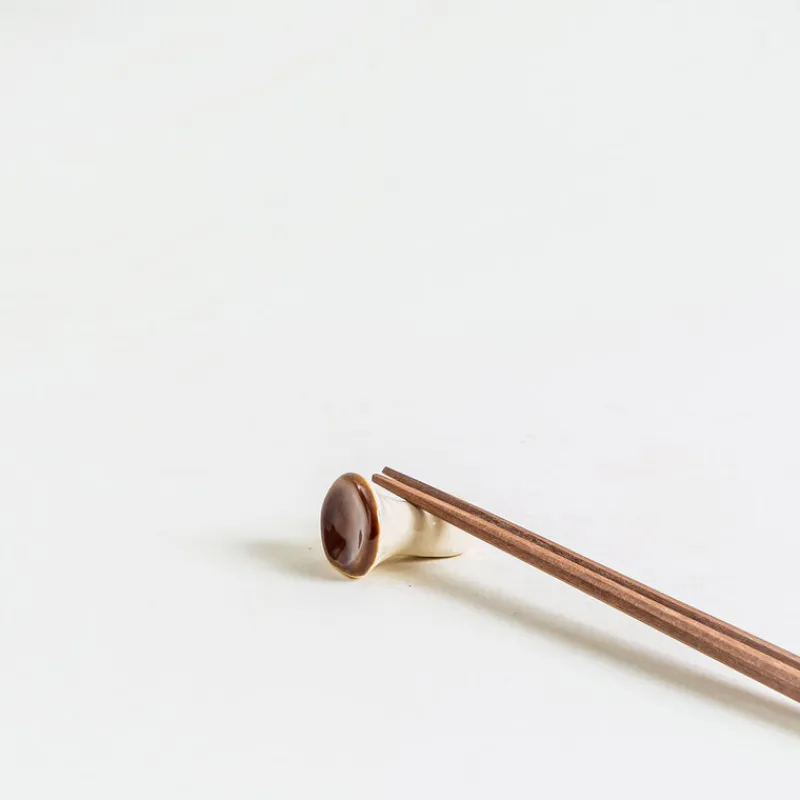 Mogutable Selects Brown Mushroom Chopstick Rest Online