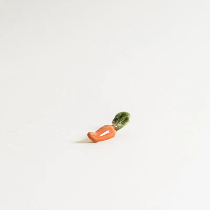 Mogutable Selects Carrot Chopstick Rest Sale