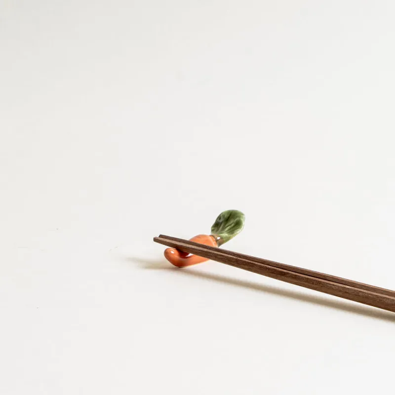 Mogutable Selects Carrot Chopstick Rest Sale