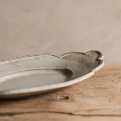 Zhitaofang's/製陶方式 Cloud-Shaped Plate in White Hot