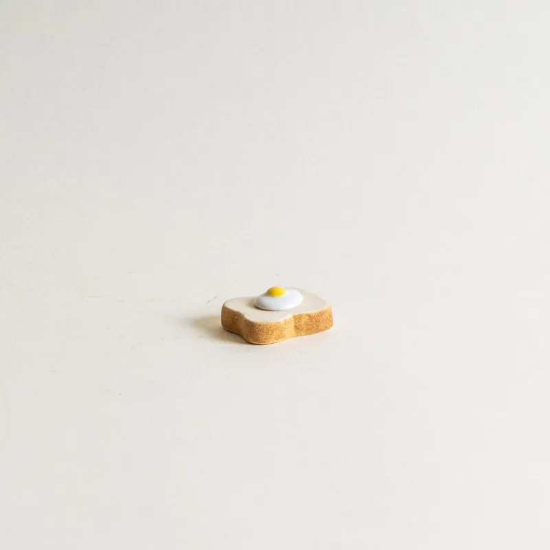 Mogutable Selects Fried Egg Toast Chopstick Rest Fashion