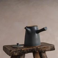 OKAUEYAKUMO Handmade Teapot in #187 Blue Hot