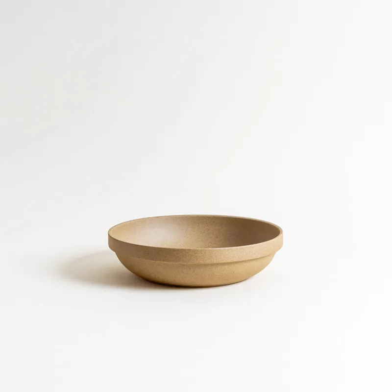 Hasami Porcelain 8.6" Round Serving Bowl in Natural Fashion