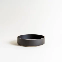 Hasami Porcelain 8.6" Serving Bowl in Black Sale