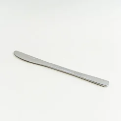 Mogutable Selects Japanese Hammered Dinner Knife Hot