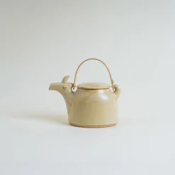 Mogutable Selects Makoto Komatsu Ceramic Teapot Fashion