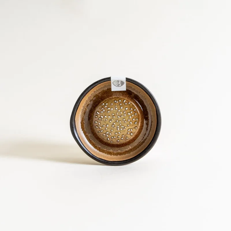 Motoshige Grater in Black Clearance
