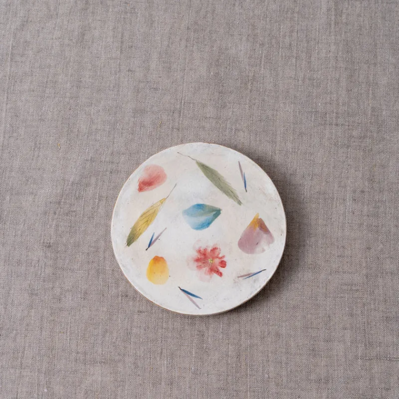 Yon Ho Kyung 4.75" Plant Painting Round Plate Hot