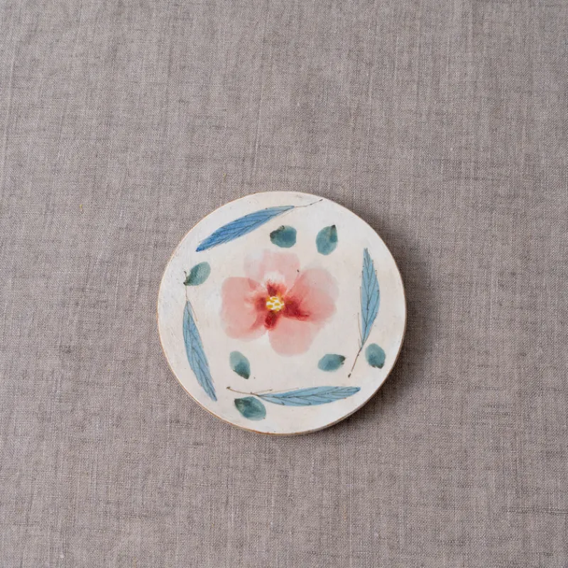 Yon Ho Kyung 4.75" Plant Painting Round Plate Hot