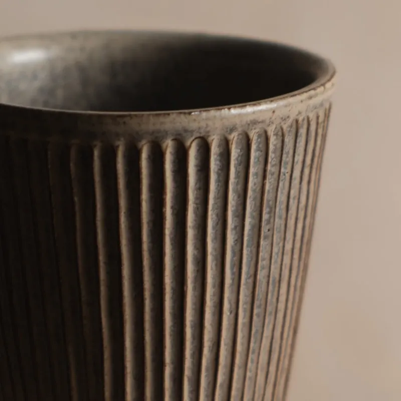 Zhitaofang's/製陶方式 Pleated Footed Cup in Blue-Gray Discount