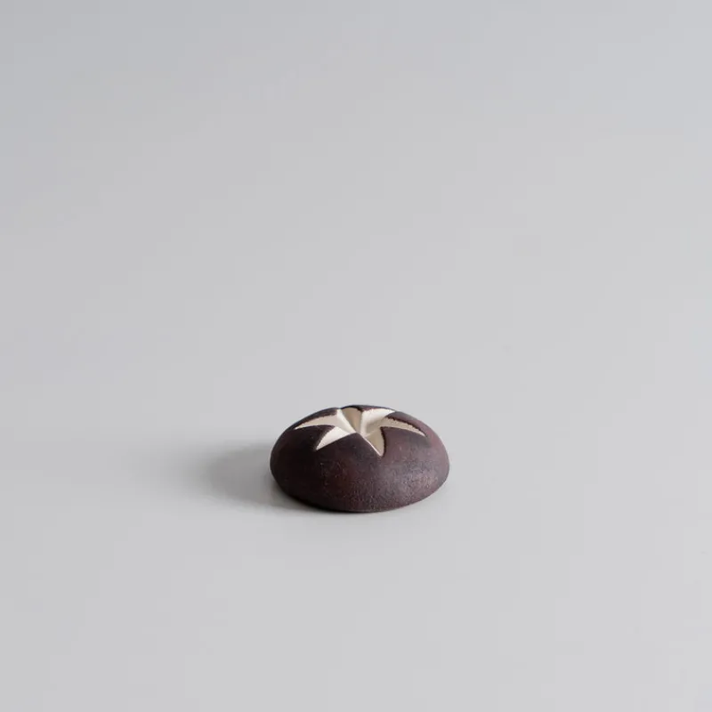 Mogutable Selects Shiitake Chopstick Rest New