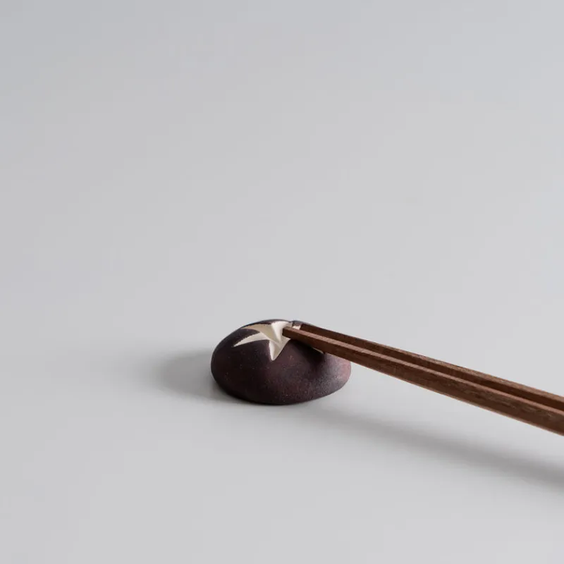 Mogutable Selects Shiitake Chopstick Rest New