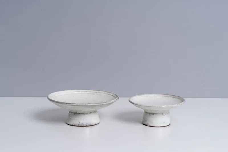 Jang Hun Seong Small White Slip Covered Tazza Discount