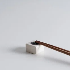 Mogutable Selects Tofu Chopstick Rest Best