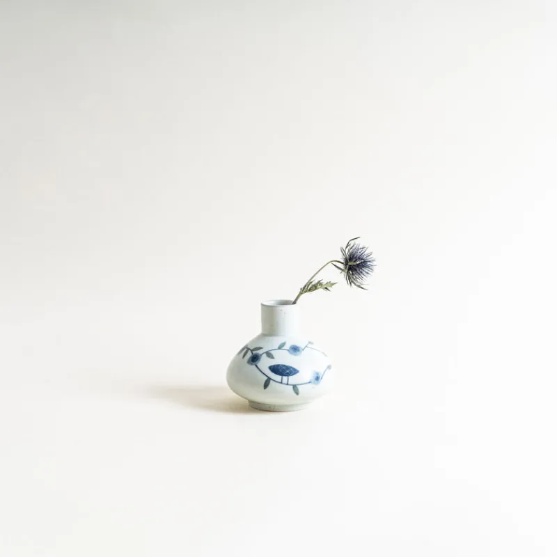 Yeogi-Damki Yeogi Damki Camellia Vase Outlet
