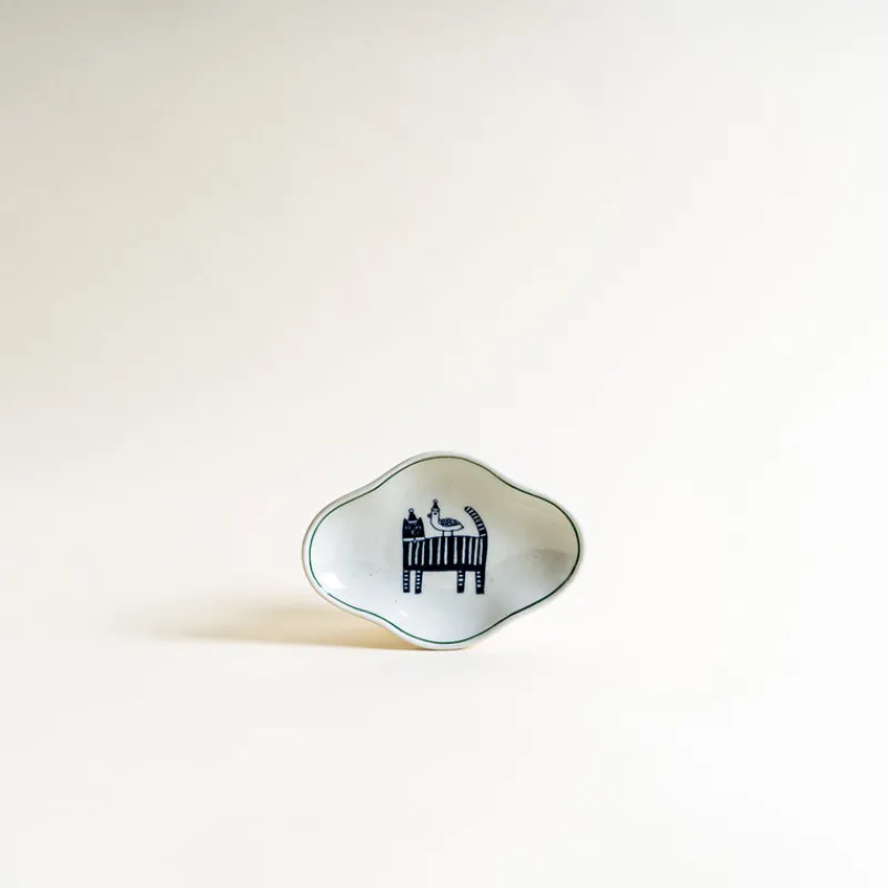 Yeogi-Damki Hand-Painted Cloud Plate Clearance